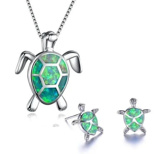 Ensemble de collier et boucles d'oreilles avec tortue de mer en opale en or blanc