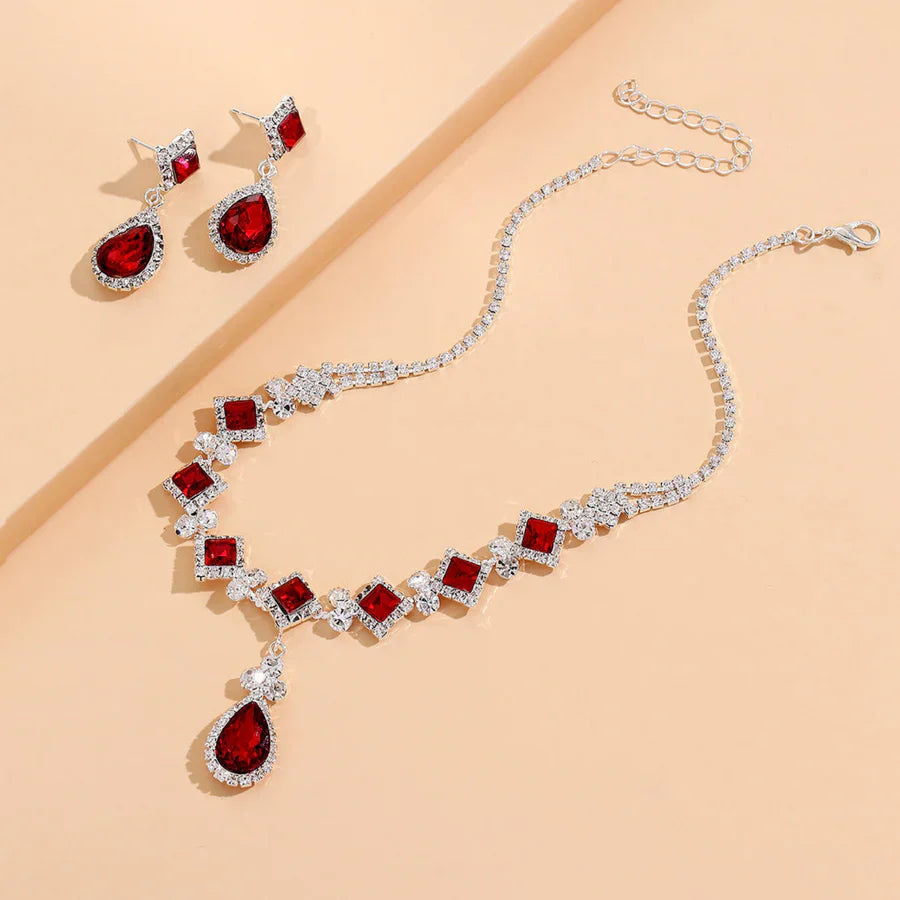 Set « gouttes rouges » avec Ras-de-cou et boucles d'oreilles pendantes en or