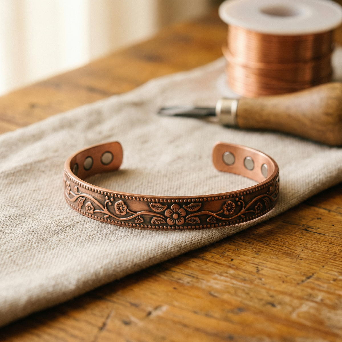 Bracelet en cuivre Cloche